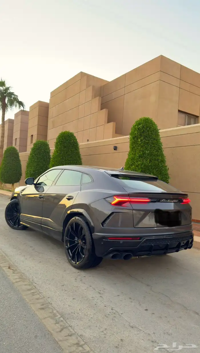لامبورجيني URUS 2022 2