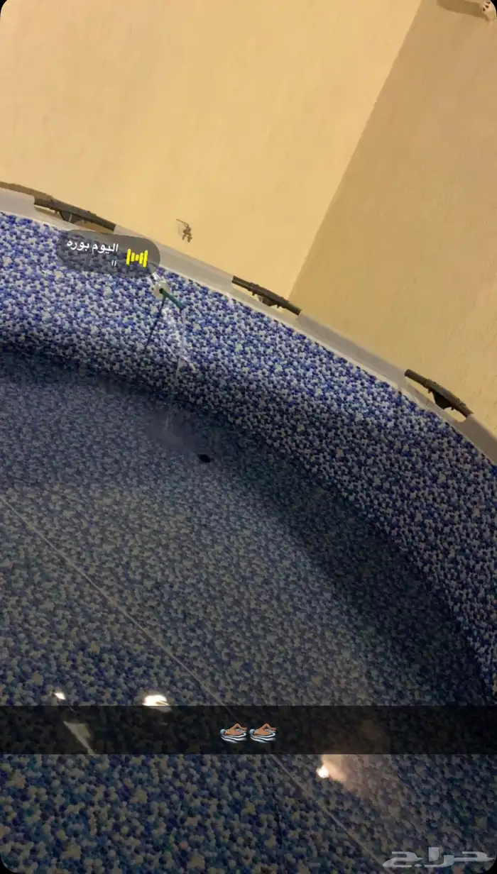 مسبح استخدام بسيط للبيع ياخذ من سته )لثمانيه 0