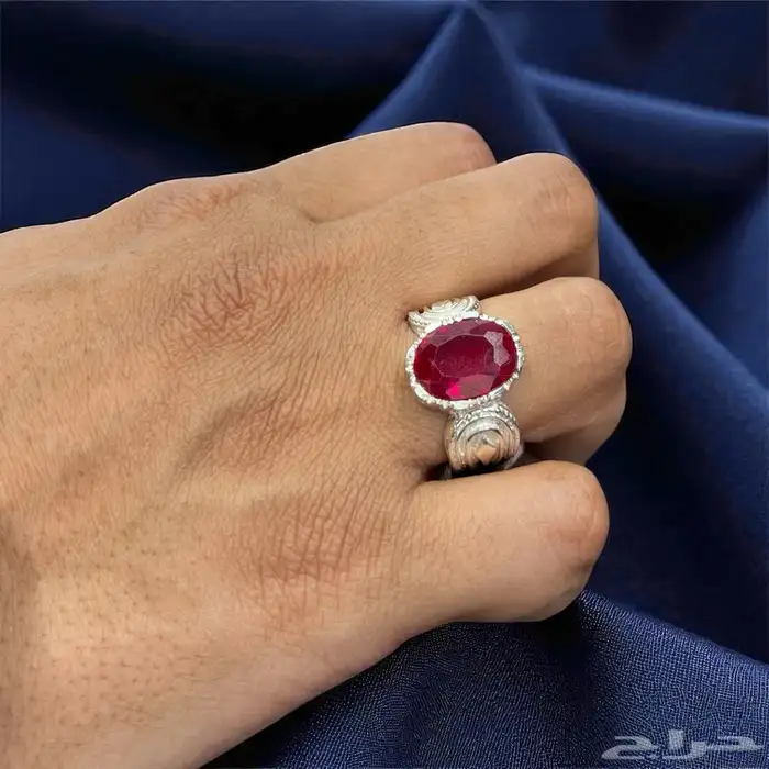 مزاد على خواتم فضة وأحجار كريمة   سبح فاخرة 19