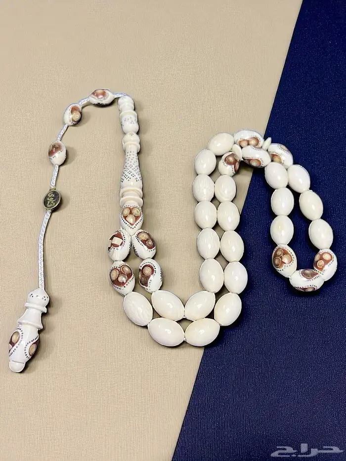 مزاد على خواتم فضة وأحجار كريمة   سبح فاخرة 8