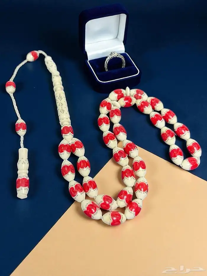 مزاد على خواتم فضة وأحجار كريمة   سبح فاخرة 7