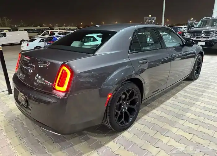 كرايزلر S300 موديل 2021 فل كامل خليجي 22