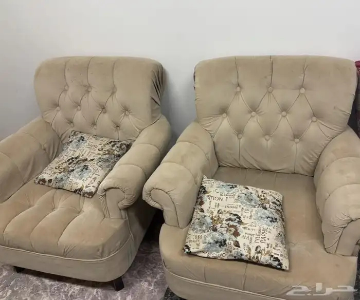 7 مقاعد كنب في حالة جيدة 0