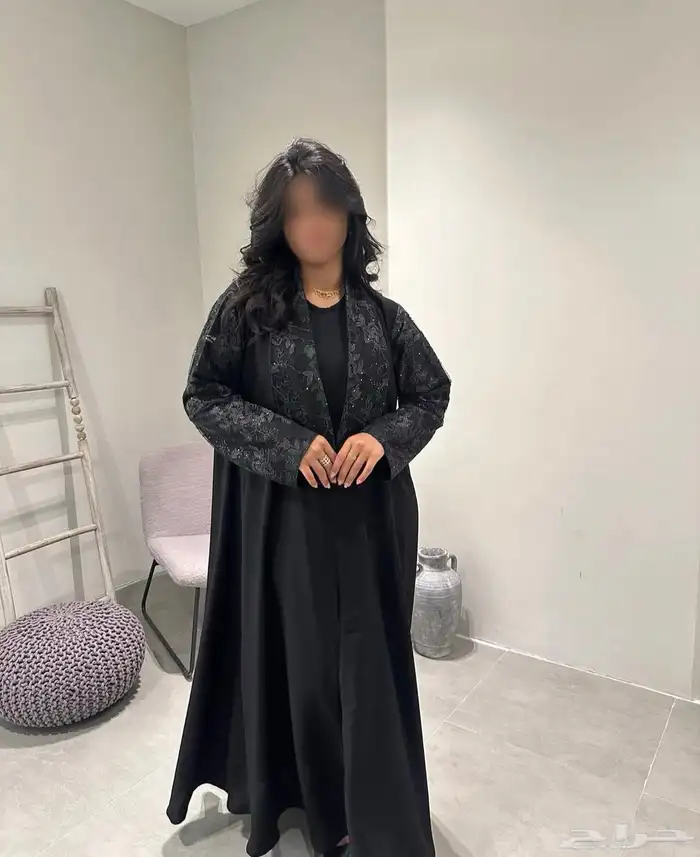 عبايه كريب ملكي 3