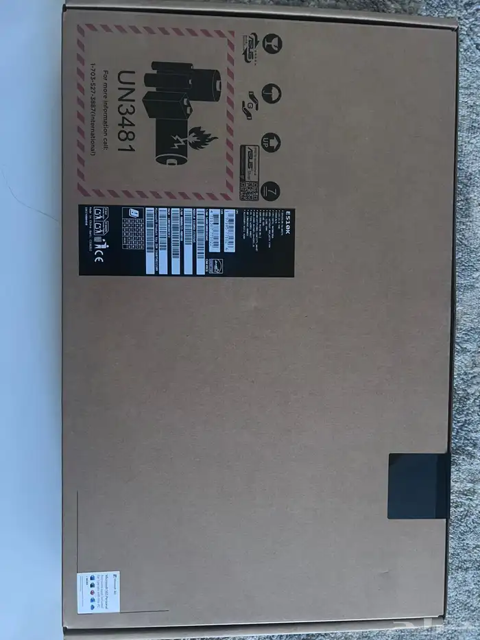 كمبيوتر ASUS Vivobook 9