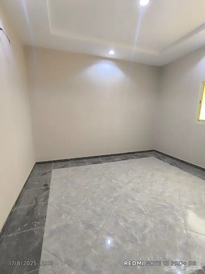 غرف استديوهات وشقق للايجار 23