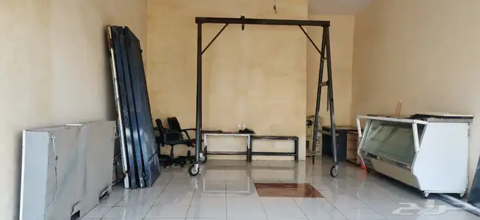 معدات ورش ومفكات مختلفه ( ورشه ) 12