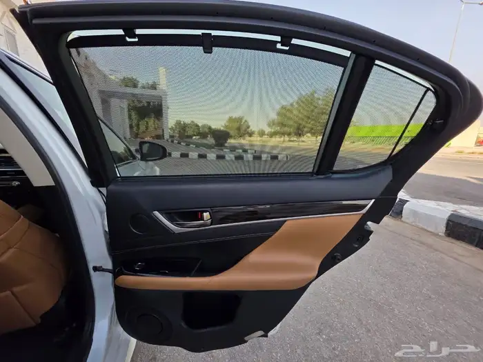 لكزس 2016 GS350 بحالة الوكالة 10