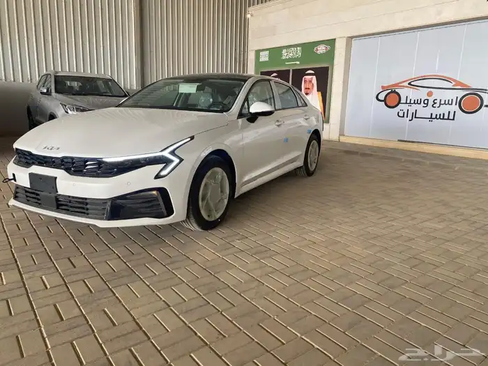 كيا K5 استاندر مطور 2025 14