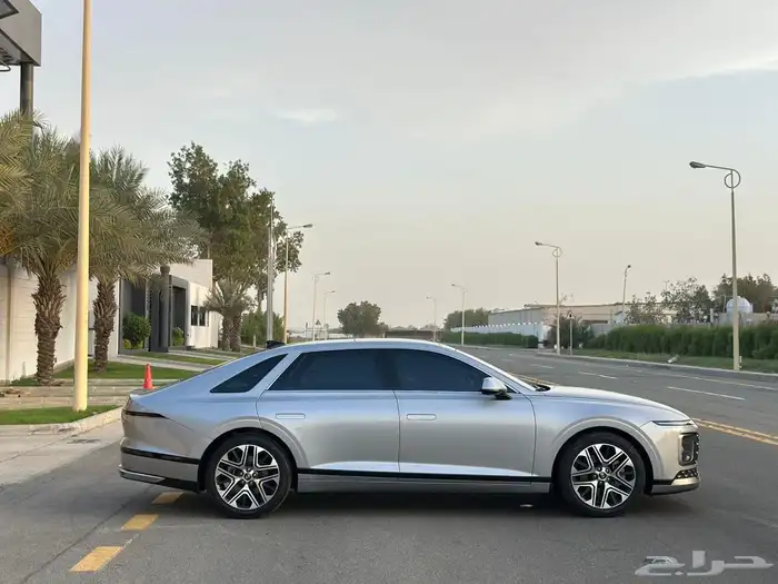 هيونداي ازيرا بريميوم 2024 7