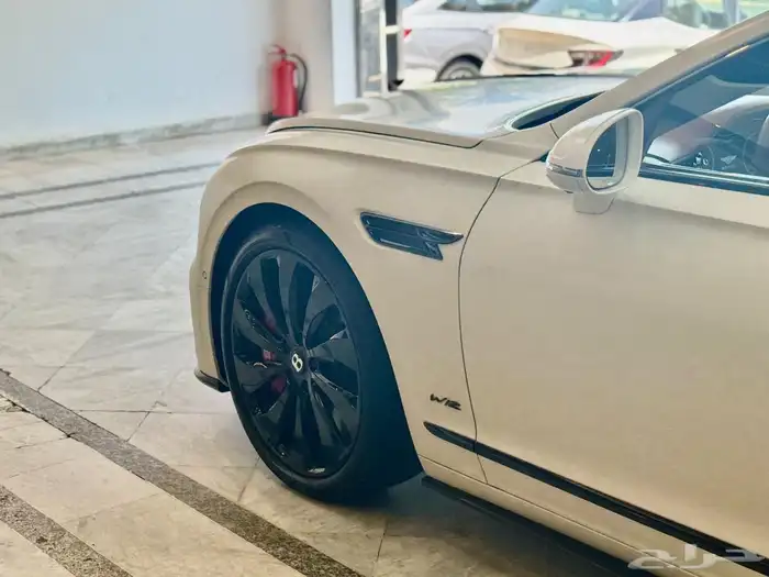 بنتلي فلاينج سبير 2020 4