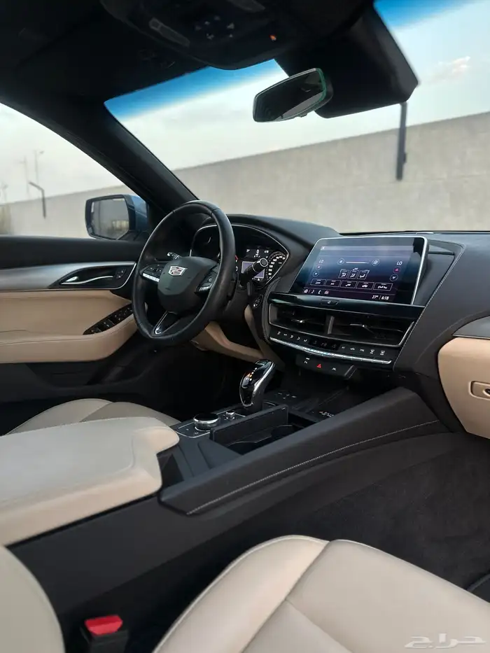 كاديلك CT5 2023 24