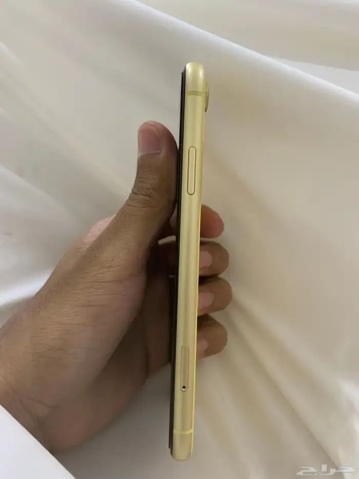 آيفون اكس ار 3