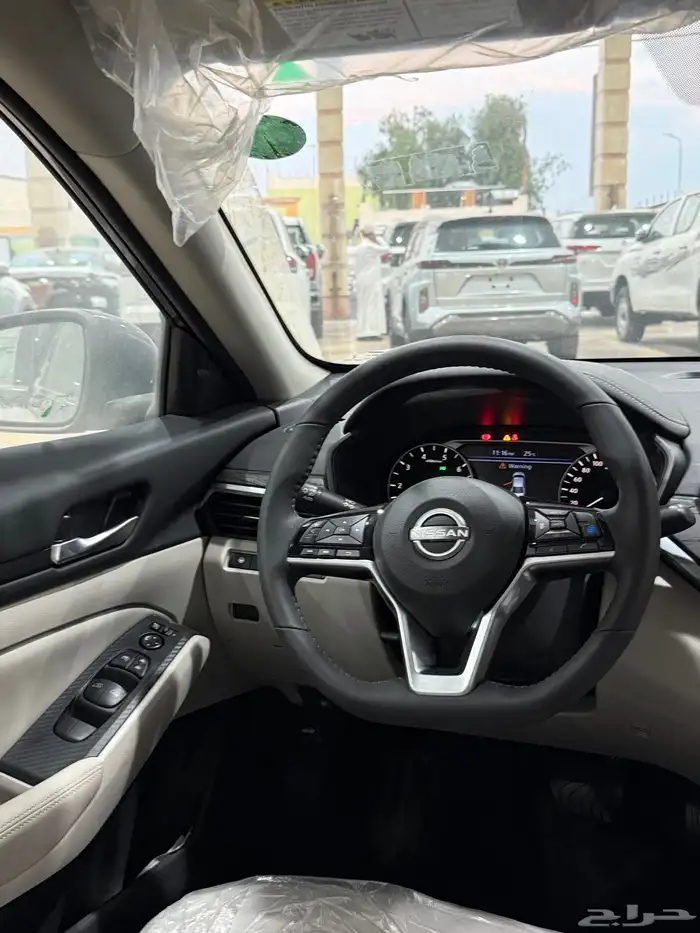 نيسان التيما 2025 SV 30