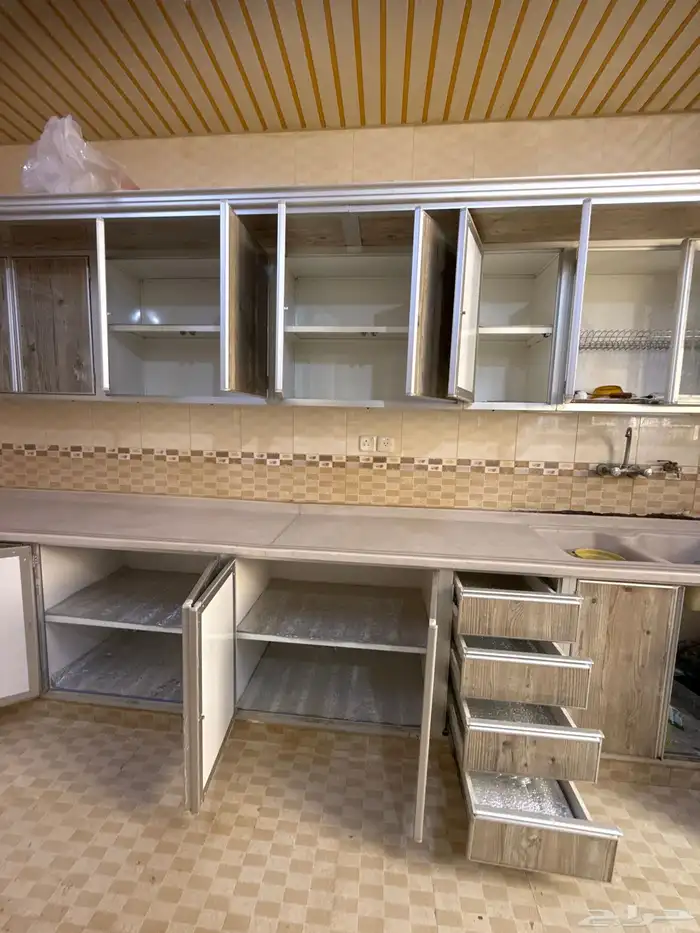 مطبخ للبيع 4 6 13