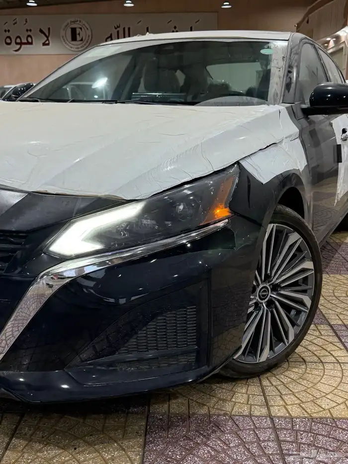 نيسان التيما 2025 SV 4