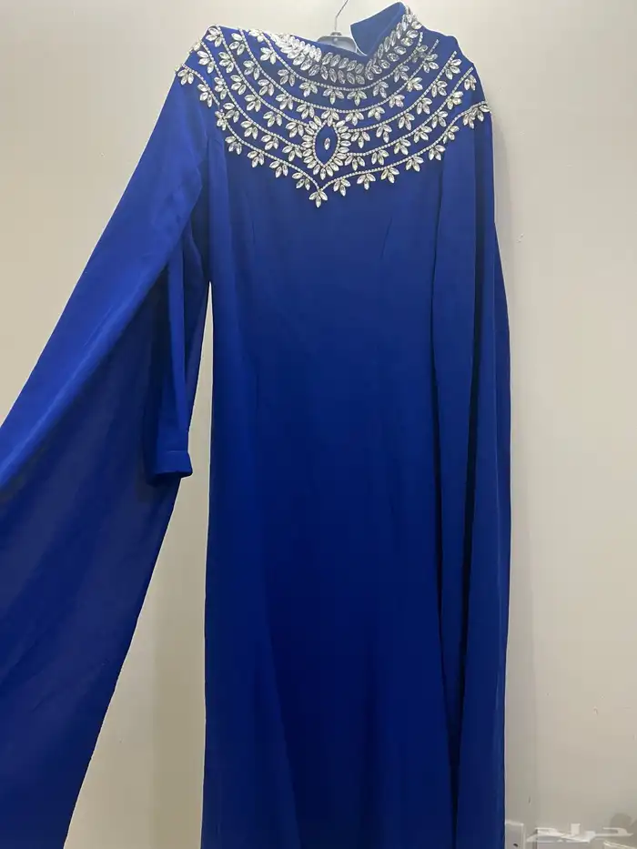 فساتين مناسبات نسائية وأطفال 1