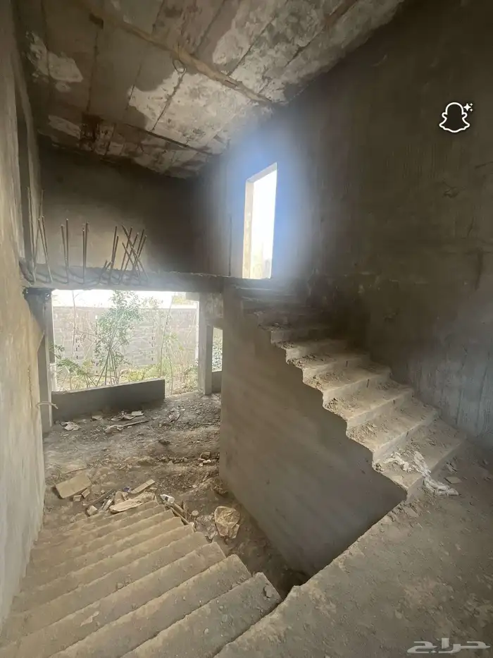 فله عظم في حي الرحيق على شارع مزدوج 4