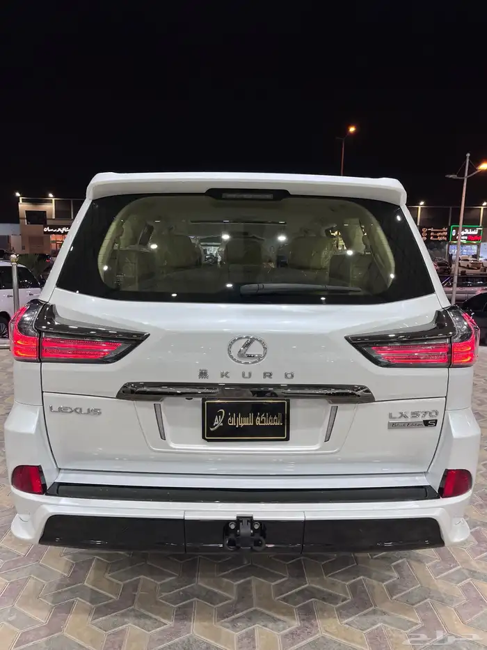 للكزس LX570 بريمي بلاك ايديشن 2020 5