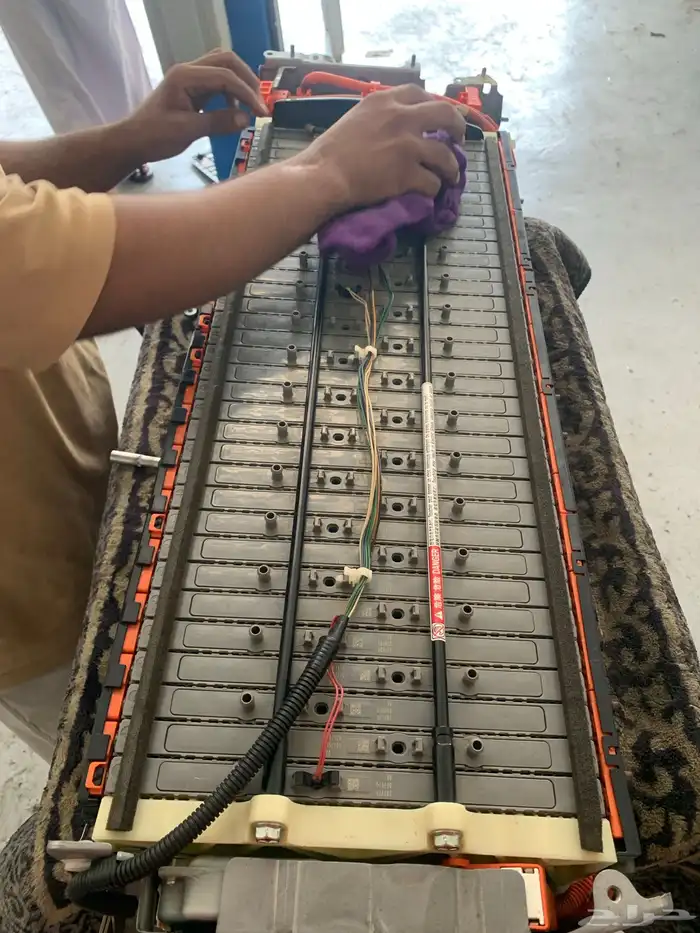 صيانة بطارية كامري هايبرد 0