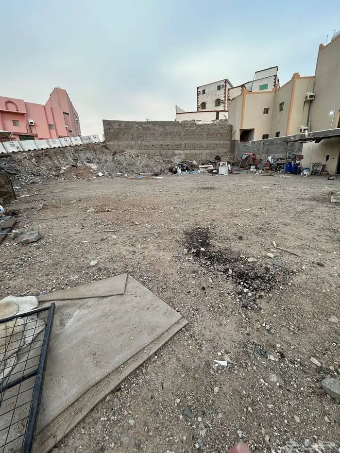 حوش للإيجار في جده حي المنتزه شرق السامر 1