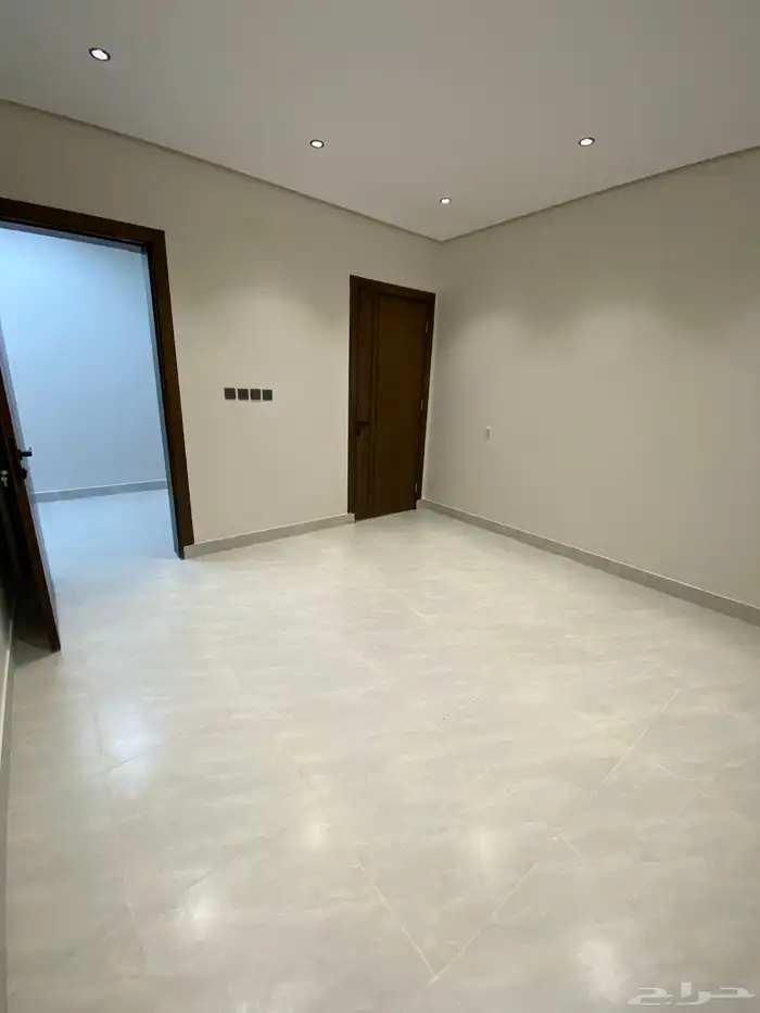شقق ارضيه للبيع حي الصفا 4