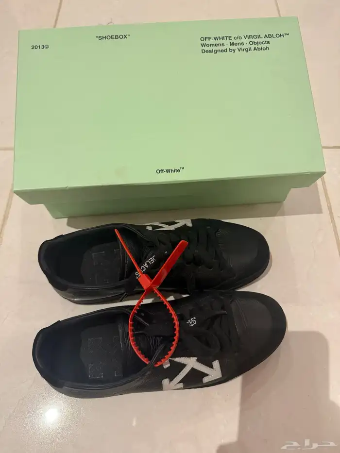 شوز off white اصلية مقاس 37 0