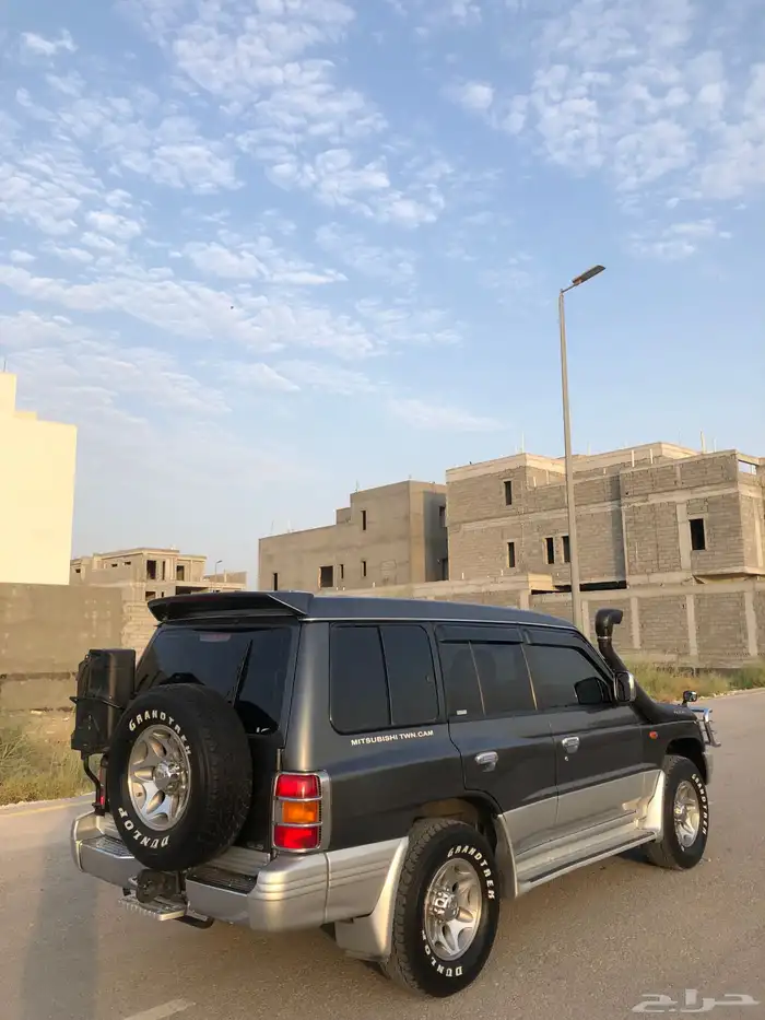 باجيرو 1999 1