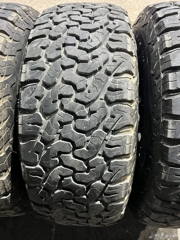جنوط فيولا مقاس 17 اسود مع كفرات حجرية ود وأي نضيفه بالمره 6