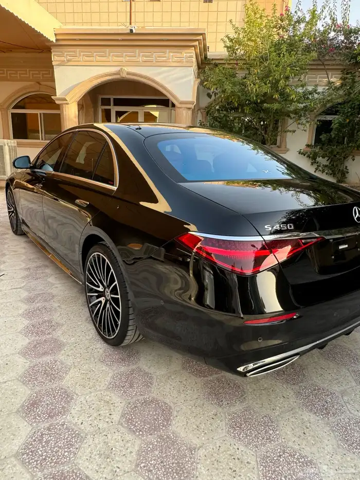 مرسيدس S450 الجوهره مخزن 2023 جفالي فل كامل 25