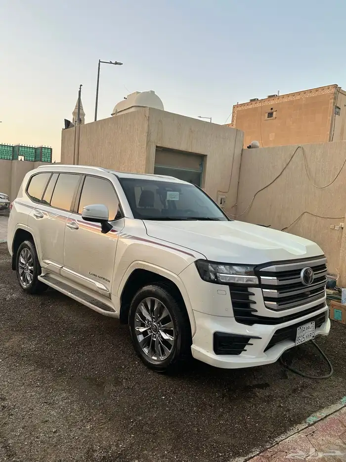للبيع لاندكروز 2025 L3 4