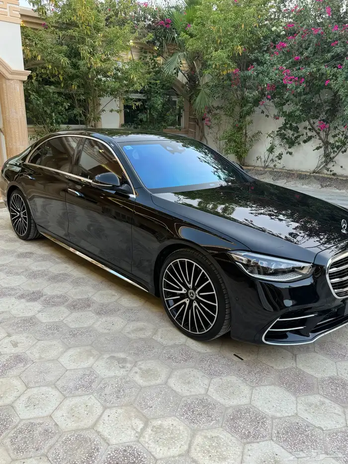 مرسيدس S450 الجوهره مخزن 2023 جفالي فل كامل 17