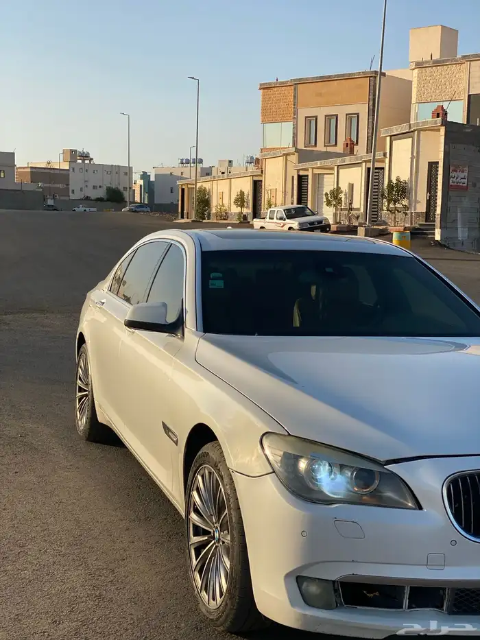 بي ام دبليو الفئة السابعة 730Li 2010 للبيع 1