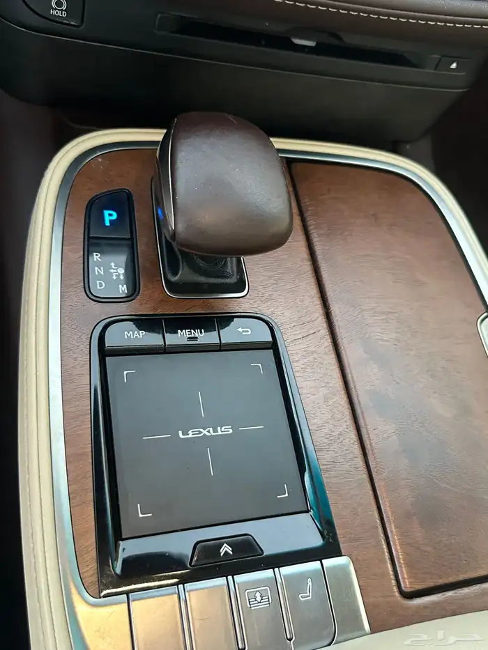 لكزس LS350 موديل 2018 عبداللطيف جميل بدي وكاله 28