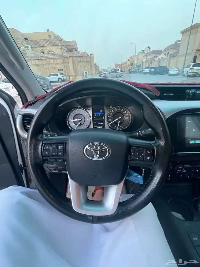 هايلوكس 2024 فل كامل مكينة 2800 CC ديزل 4