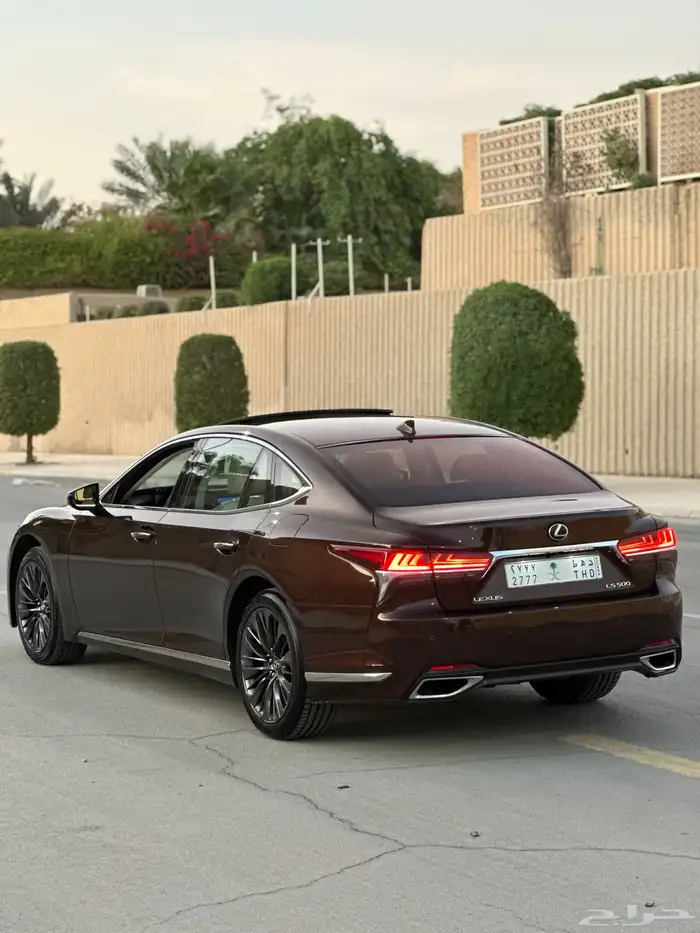 لكزس LS350 موديل 2018 عبداللطيف جميل بدي وكاله 35
