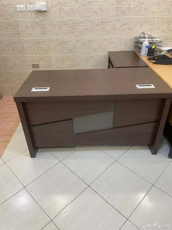 فخم طاولة للمكاتب هق سكرتري و محلات و شركة وفي توصيل تركيب 0