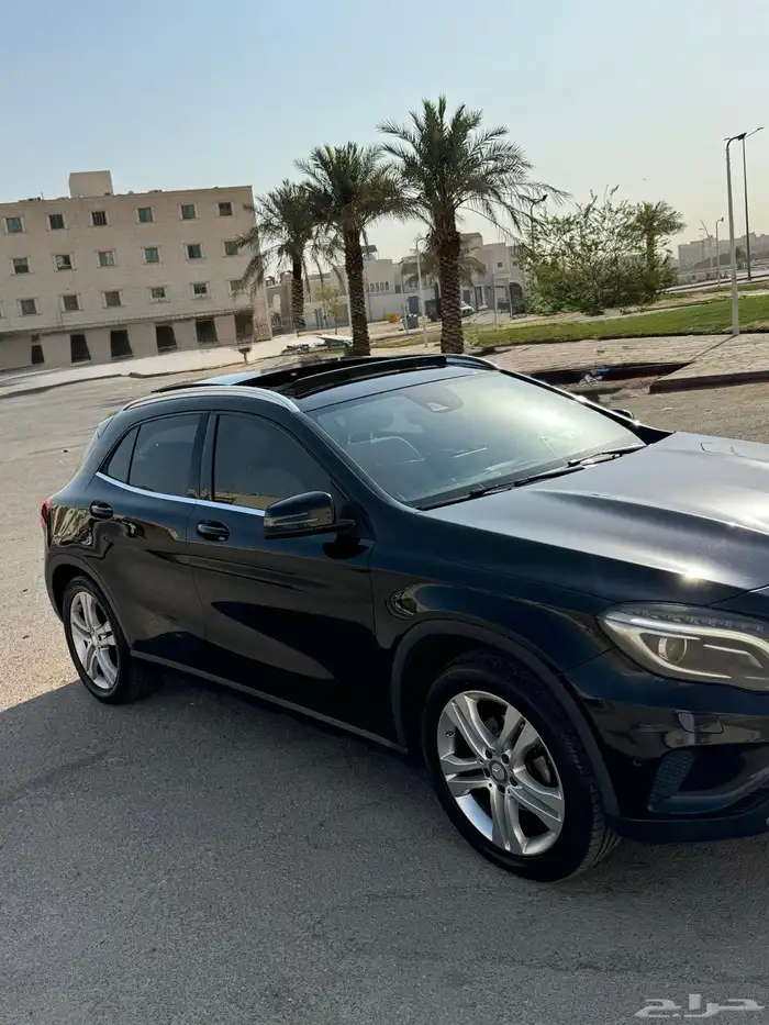 مرسيدس GLA 200 مصدومة 2018 2