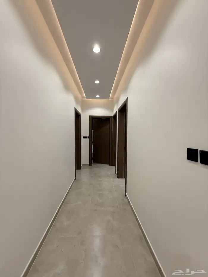 للبيع شقق أرضيه وعلويه بمخطط الراجحى طريق ابها الخميس 22