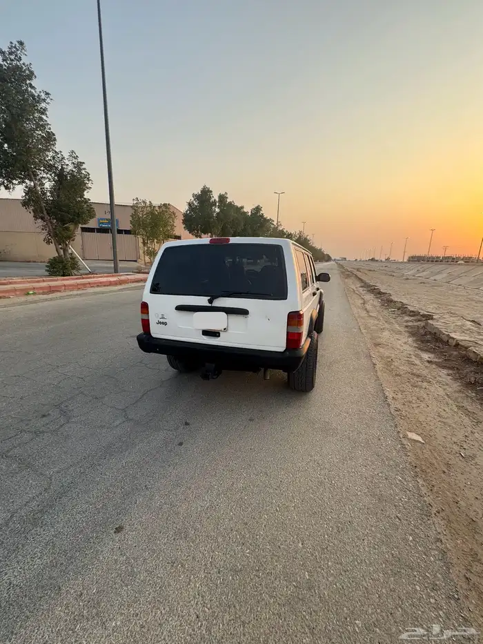 جيب شيروكي 1997 Jeep xj 4