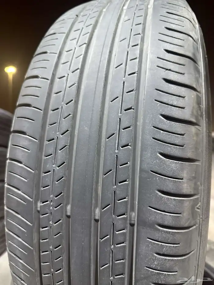 225 65 17 كفرات دنلوب ياباني افور مستخدمة شبة جديد 24 1