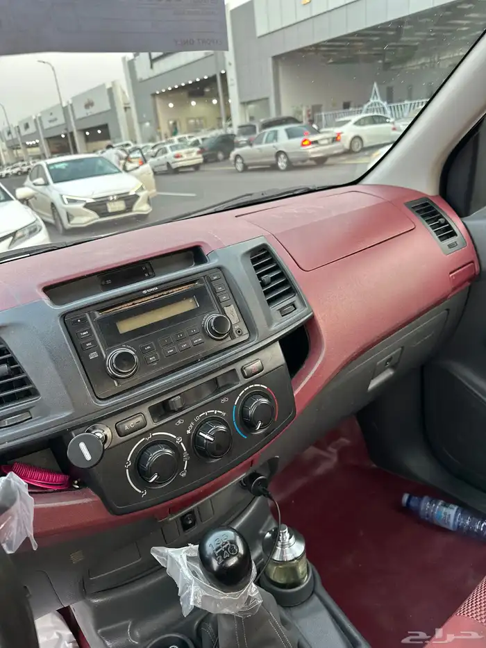 هايلوكس 2015 بنزين فل كامل ماشي 605 محايل عسير 22