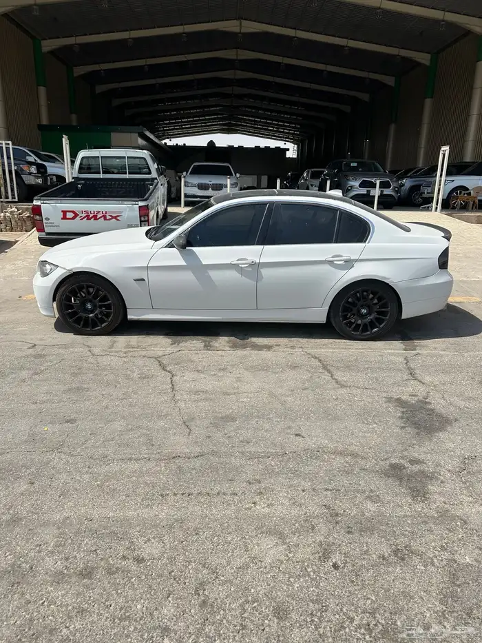 BMW 330i 2006. اعلى فئة 2