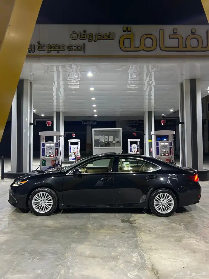 لكزس ES 350 2017 اسود 5