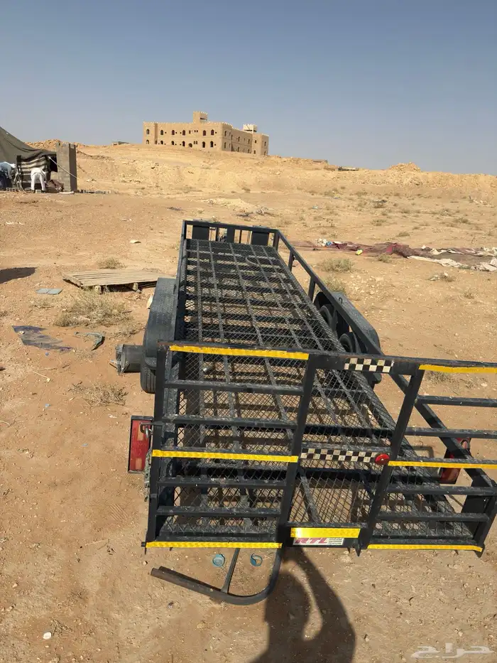قلص شبه الجديد الطول 6 متر تقريبا لم يستعمل واجد للبيع 3