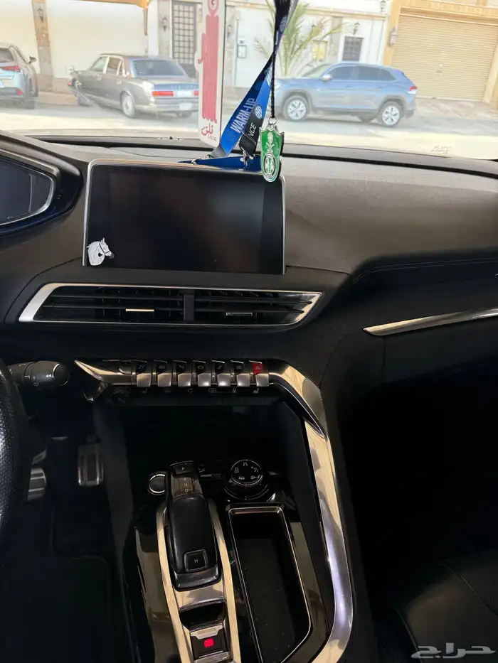 بيجو 3008 6