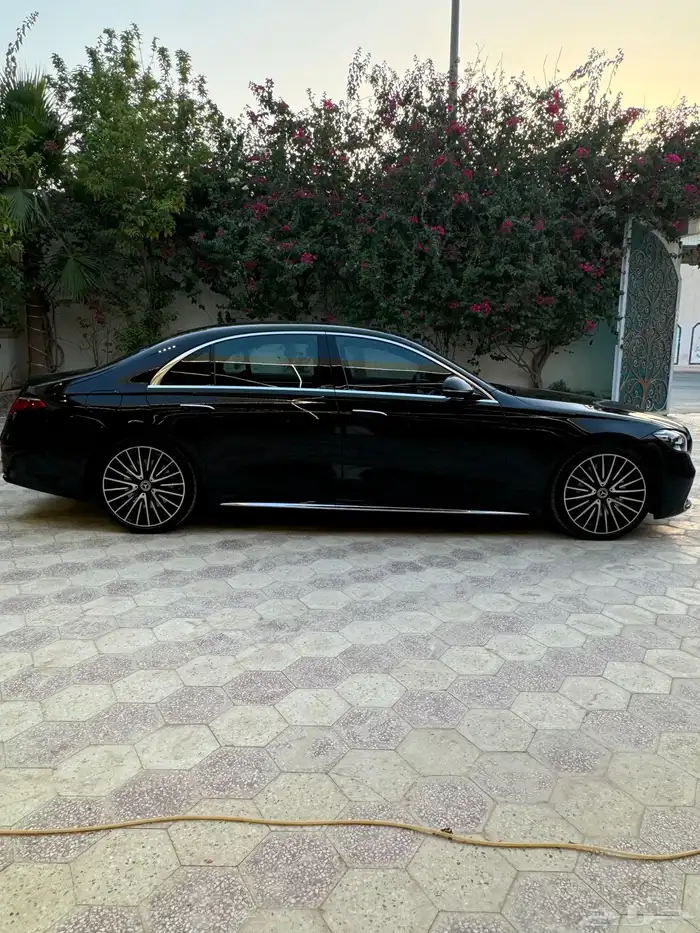 مرسيدس S450 الجوهره مخزن 2023 جفالي فل كامل 18