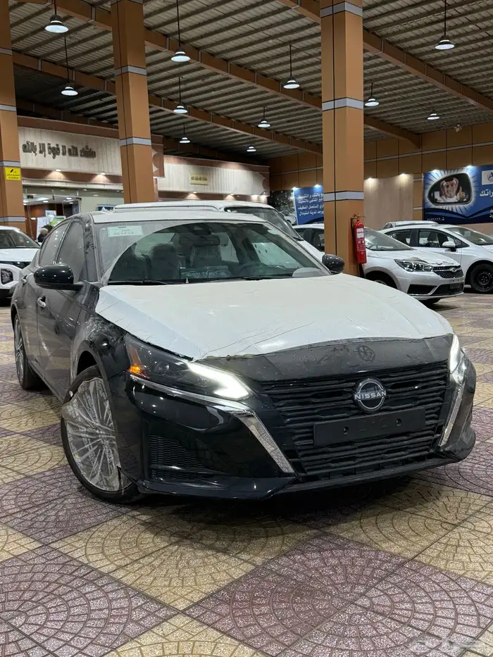 نيسان التيما 2025 SV 3