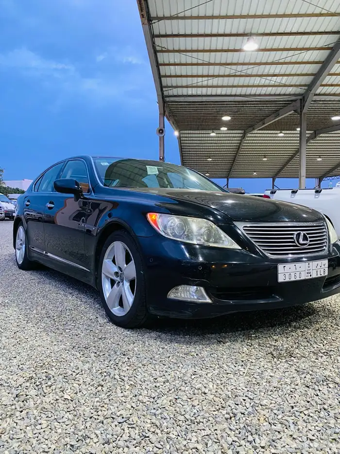 لكزس LS 460 2009 1