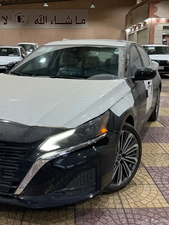 نيسان التيما 2025 SV 5